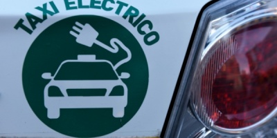 Intendencia de Montevideo adjudicar� 30 permisos para taxis el�ctricos