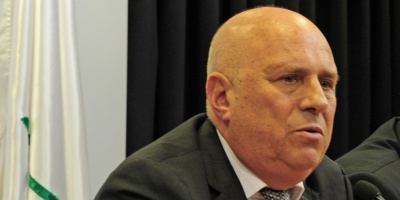 Novick pide la renuncia de Bonomi y Jorge V�zquez