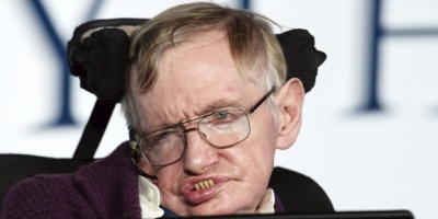 Hawking logr� completar m�todo para detectar universos paralelos