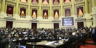 Diputados argentinos debaten ley para penalizar el acoso callejero