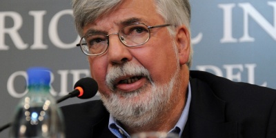Bonomi confirm� que la polic�a incorporar� escopetas con balas de goma y que habr� una por patrullero