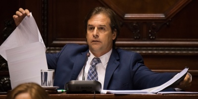 Lacalle Pou: "Veremos el contenido que plantea" Larra�aga y "adonde va" 