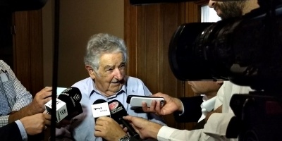 Mujica: Pedido de prisi�n de Lula afecta el Estado de derecho