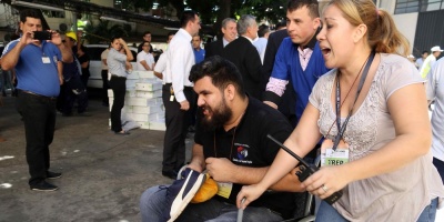 Seis heridos al derrumbarse estanteras en sede electoral paraguaya