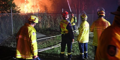 Incendio amenaza dos barrios de Sdney, la ciudad ms poblada de Australia