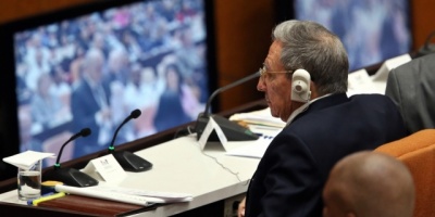 Daz Canel, propuesto para suceder a Ral Castro en una renovacin "tutelada"