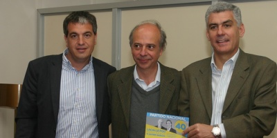 Garc�a afirm� que la restauraci�n la ofrece el FA al proponer repetir a Bonomi y Astori