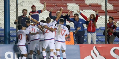 Nacional buscar encaminar su clasificacin a octavos de final ante Santos