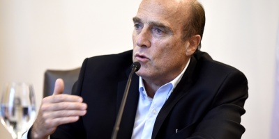 Intendente de Montevideo viaja a China para impulsar los lazos locales