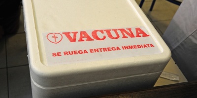 Mdicos preocupados por demora en llegada de vacuna antigripal