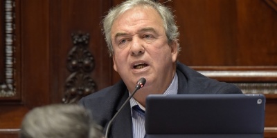 Oposicin cuestion decisin de fiscal Pacheco de archivar el caso De Len
