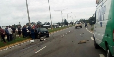 Siniestro leve deja una mujer lesionada en ruta Interbalnearia