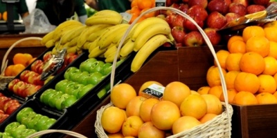 Precios de frutas y verduras bajaron 12% en un mes