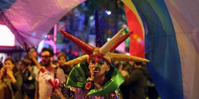Artistas urbanos uruguayos celebraron el Da Internacional contra la Homofobia