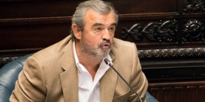 Larraaga dijo que el Gobierno se acuerda de Santa Barbara cuando truena