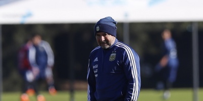 Sampaoli cit  a Nahuel Guzmn por lesin de Sergio Romero 