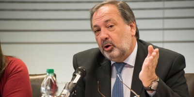 Gandini calific de "movida publicitaria" a organismo para seguridad de Presidencia