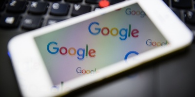 Una ONG denuncia a Google y Facebook por forzar a aceptar sus trminos de uso