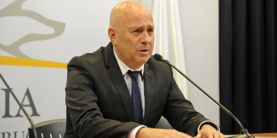 Novick no respaldar idea de Larraaga para que militares patrullen