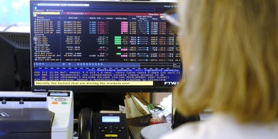 El dficit fiscal sigue en alza, y se aproxima al 4%