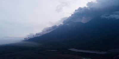 Suben a 65 los fallecidos por erupci�n de volc�n en Guatemala