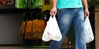 Pi�era destaca madurez de Chile con prohibici�n de bolsas pl�sticas