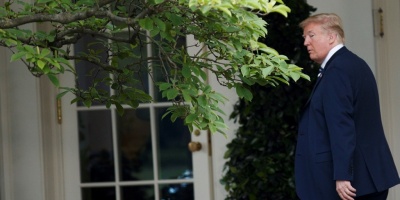 Trump concede la libertad a una presa tras las presiones de Kim Kardashian