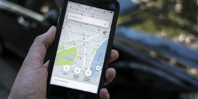 Conductor de Uber herido a tiros por carabinero en aeropuerto chileno