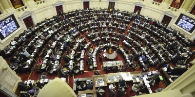Vigilia dividida en Buenos Aires acompa�a la votaci�n de la ley de aborto