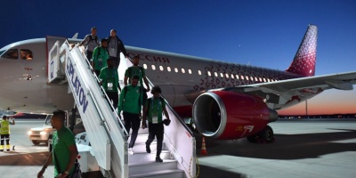 El avi�n que trasladaba al plantel de Arabia Saudita se incendi�