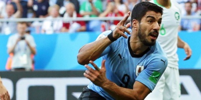 Los 100 partidos de Su�rez en la Selecci�n uruguaya