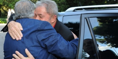 Mujica reconoci� ante "Lula" la actitud de hemano mayor que tuvo Brasil