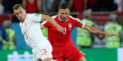 Un gol de Xherdan Shaqiri en el �ltimo minuto dio vuelta el partido y puso a Suiza adelante de Serbia 2 a 1.
