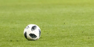 Siguen en carrera Dinamarca y Francia que igualaron 0-0