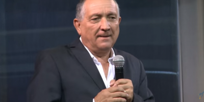 El Pastor M�rquez asegura que es discriminado y perseguido en su fe
