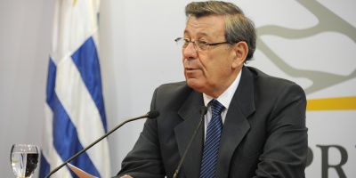 Nin Novoa valoró como positiva aprobación del FA sobre TLC con Chile