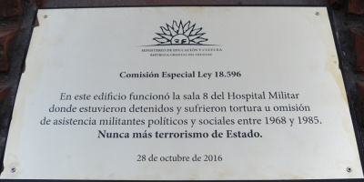 Dispusieron libertad vigilada para militar retirado que vandalizó placas de la memoria