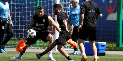 Uruguay regresa a los entrenamientos sin Cavani