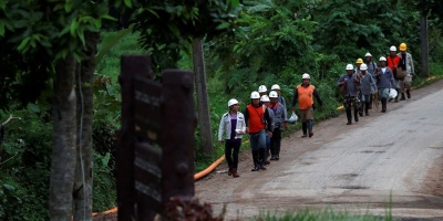 Completado el rescate de 12 ni�os y un tutor atrapados en cueva de Tailandia