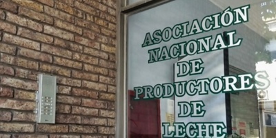 Trabajadores de la leche no harn horas extras desde el lunes