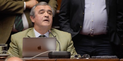 Larraaga en Melo y Minas por recoleccin de firmas