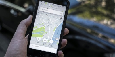 Los taxistas espaoles mantienen la huelga contra Uber y Cabify