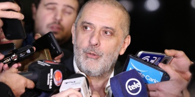 Fiscal analiza audios del caso AUF y se esperan nuevas citaciones