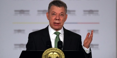 Santos dice tener cosas ms importantes que hacer que conspirar contra Maduro