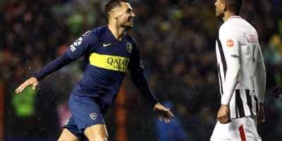 Boca se impuso a Libertad y llega a la revancha con una ventaja