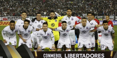 Colo Colo toma ventaja ante el Corinthians con un gol de Carmona
