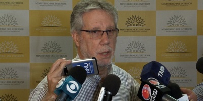 Citarn a Jorge Vzquez al Parlamento por cmaras en estadios