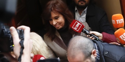 Cristina Fernndez niega haber recibido sobornos y denuncia "persecucin"