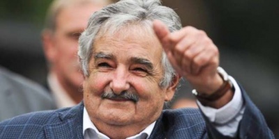 Mujica defendi� �los oficios de las manos� al inaugurar el edificio del centro cultural �Pedro Figari�