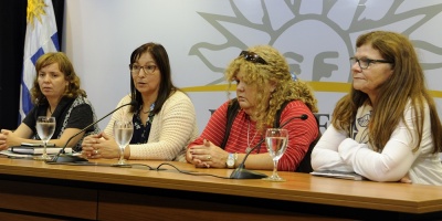 Presentaron a V�zquez propuesta de maestros por violencia en escuelas